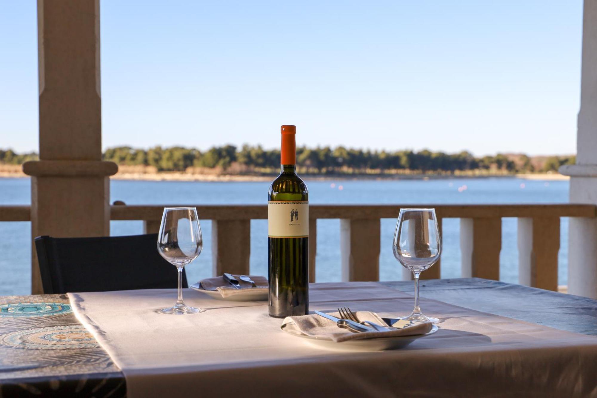 City Center Coastal Escape - Apartments With Sea View Or Cozy Room Novigrad (Istria) Exterior foto
