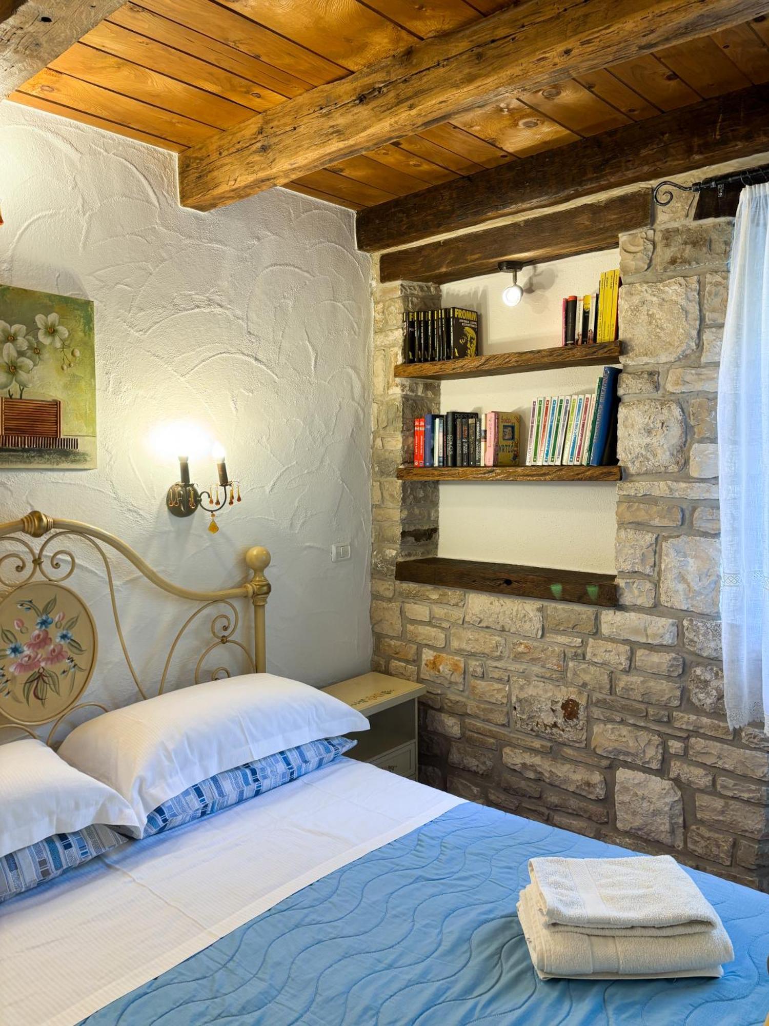 City Center Coastal Escape - Apartments With Sea View Or Cozy Room Novigrad (Istria) Exterior foto