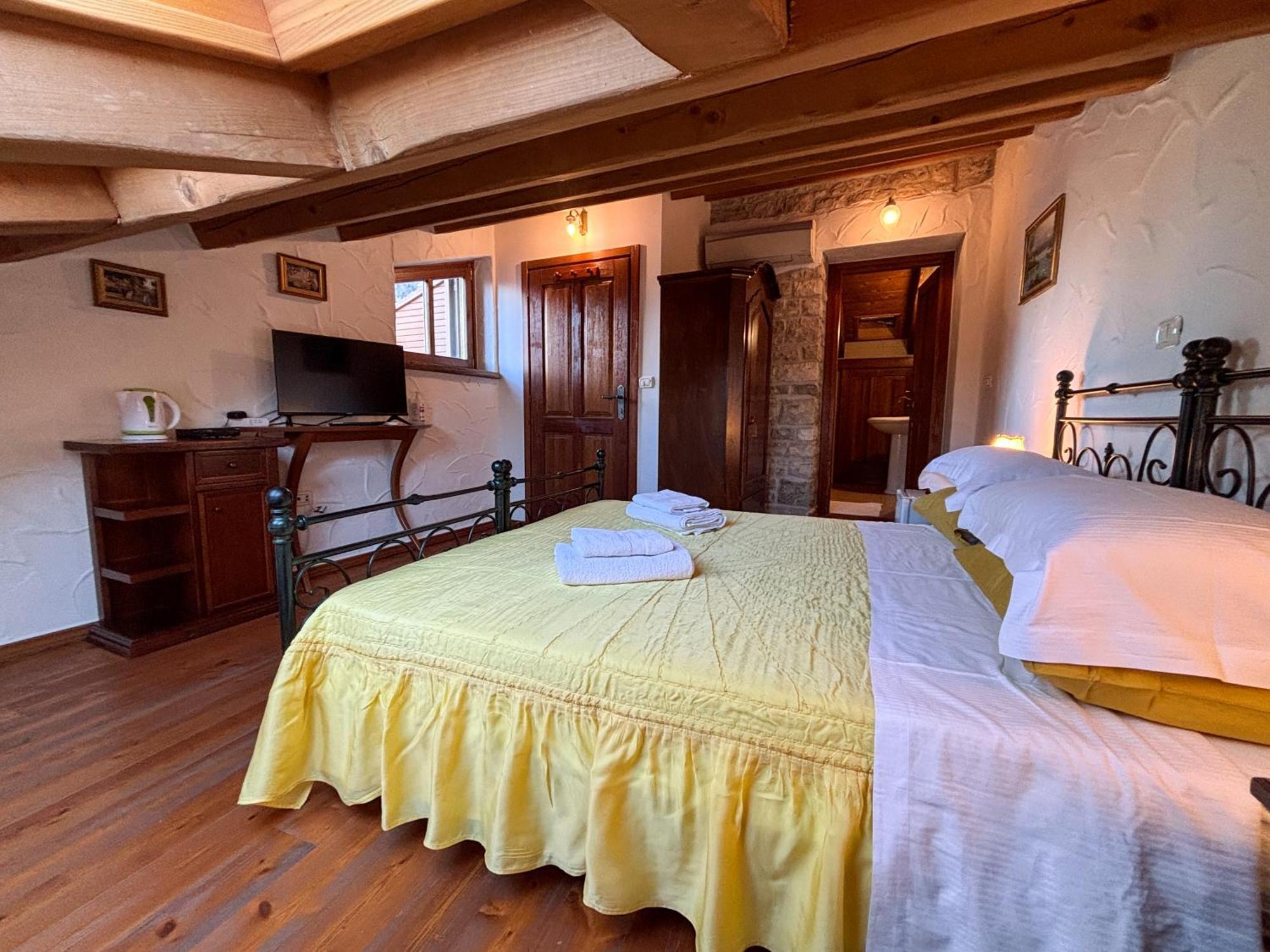City Center Coastal Escape - Apartments With Sea View Or Cozy Room Novigrad (Istria) Exterior foto