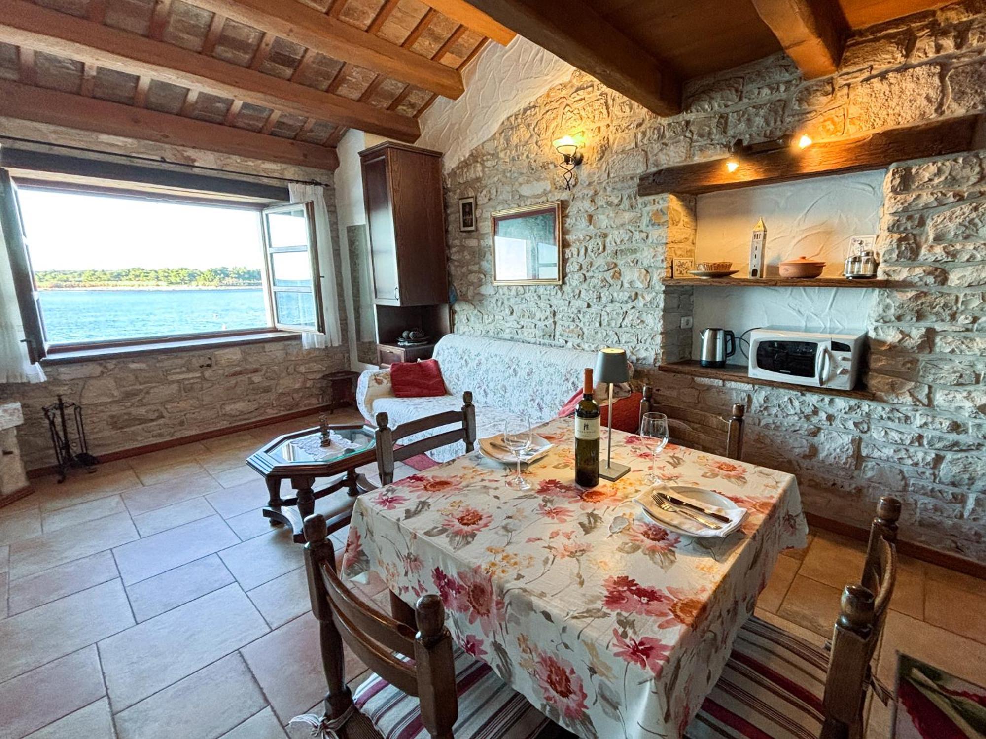 City Center Coastal Escape - Apartments With Sea View Or Cozy Room Novigrad (Istria) Exterior foto